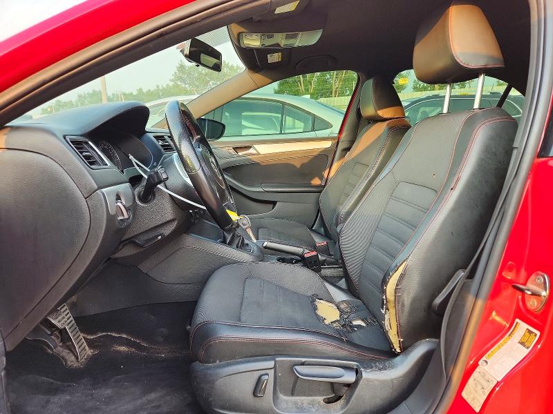 63589246 :رقم المزاد ، 3VW567AJ0DM214152 vin ، 2013 Volkswagen Jetta مزاد بيع