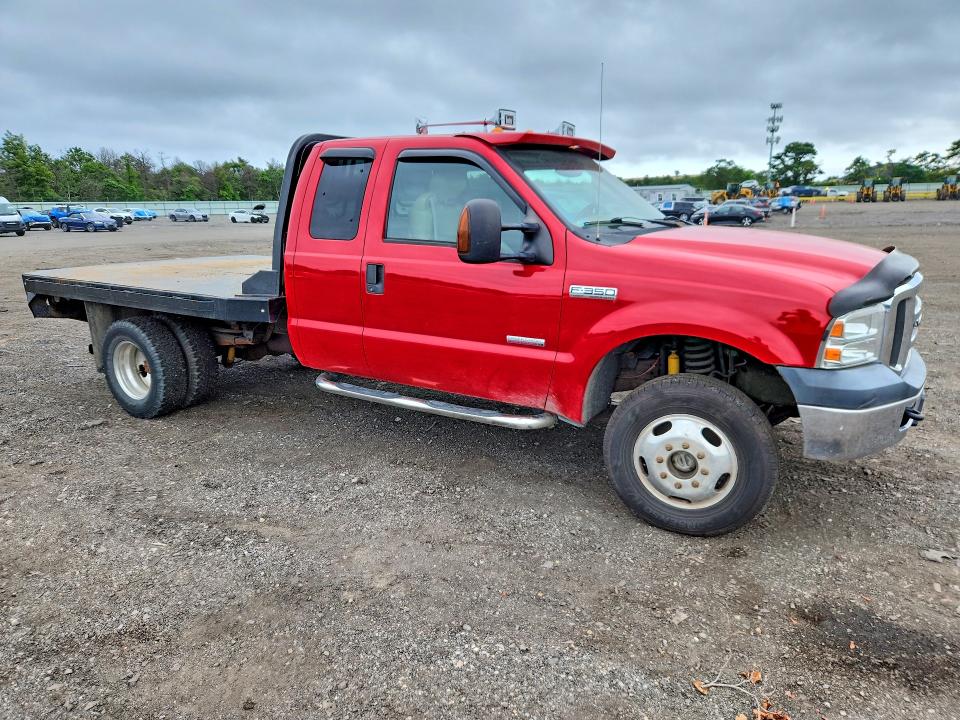 63685606 :رقم المزاد ، 1FDWX37P65EB06548 vin ، 2005 Ford F350 مزاد بيع
