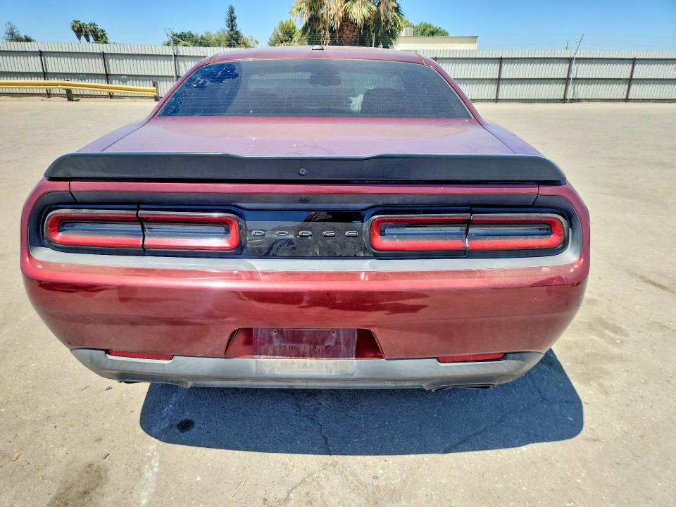 63910796 :رقم المزاد ، 2C3CDZAGXJH262935 vin ، 2018 Dodge Challenger مزاد بيع