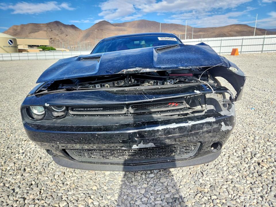 65308946 :رقم المزاد ، 2C3CDZBT6HH519322 vin ، 2017 Dodge Challenger مزاد بيع