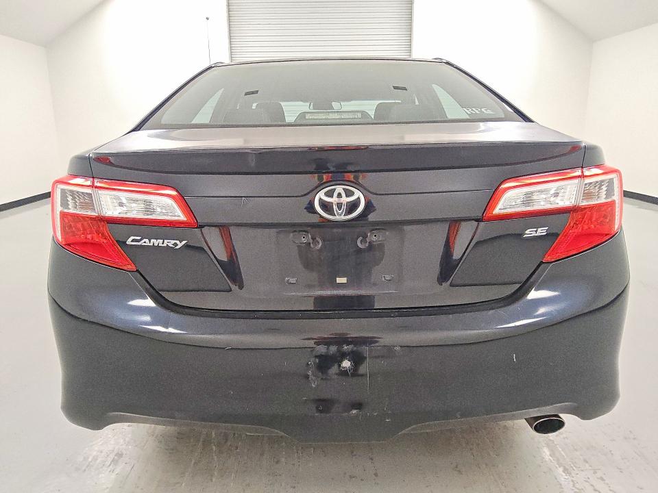 66831866 :رقم المزاد ، 4T1BF1FK7EU314844 vin ، 2014 Toyota Camry مزاد بيع