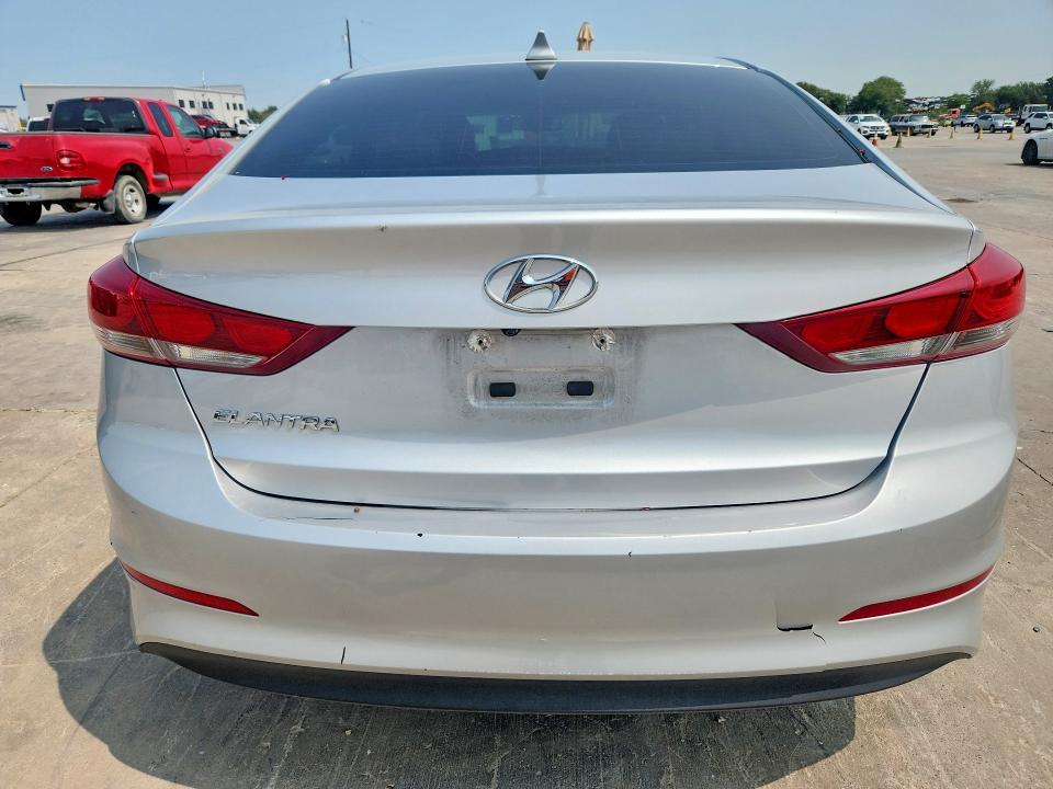 2017 Hyundai Elantra მანქანა იყიდება აუქციონზე, vin: 5NPD84LF9HH050086, აუქციონის ნომერი: 63779216