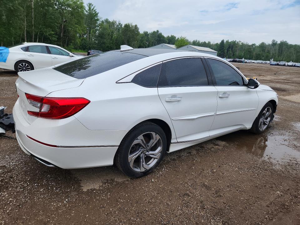 62051876 :رقم المزاد ، 1HGCV1F57JA804851 vin ، 2018 Honda Accord مزاد بيع