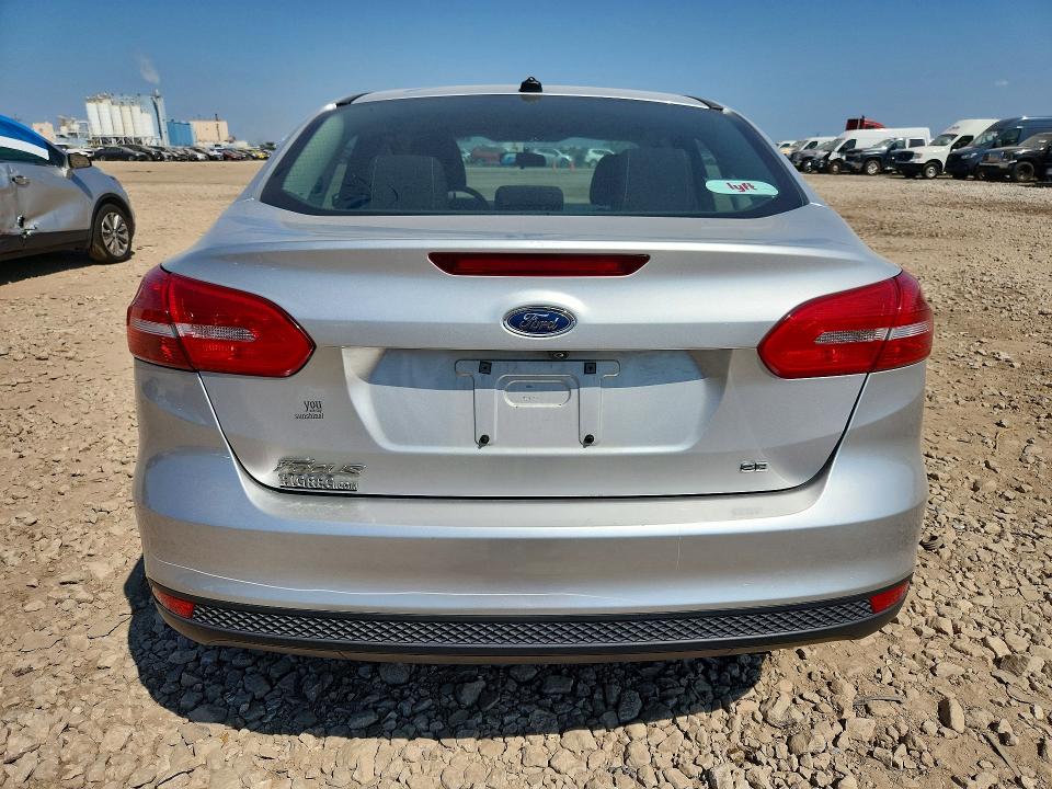66924276 :رقم المزاد ، 1FADP3F26FL360359 vin ، 2015 Ford Focus مزاد بيع