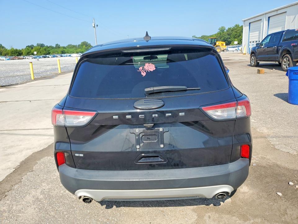 64475966 :رقم المزاد ، 1FMCU0G69NUA69793 vin ، 2022 Ford Escape مزاد بيع