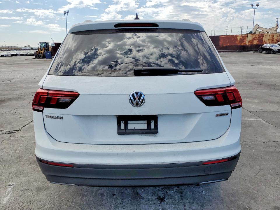 Продаж на аукціоні авто 2021 Volkswagen Tiguan, vin: 3VV0B7AX0MM060203, номер лоту: 65597446