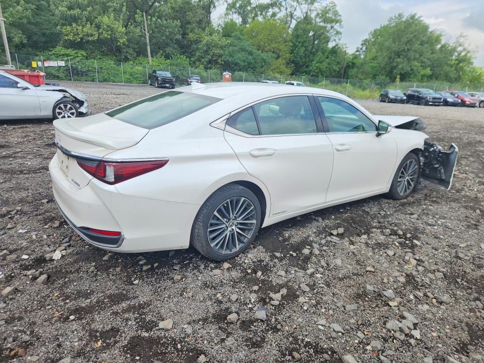 2022 Lexus Es 300h მანქანა იყიდება აუქციონზე, vin: 58ADA1C15NU020595, აუქციონის ნომერი: 65439526