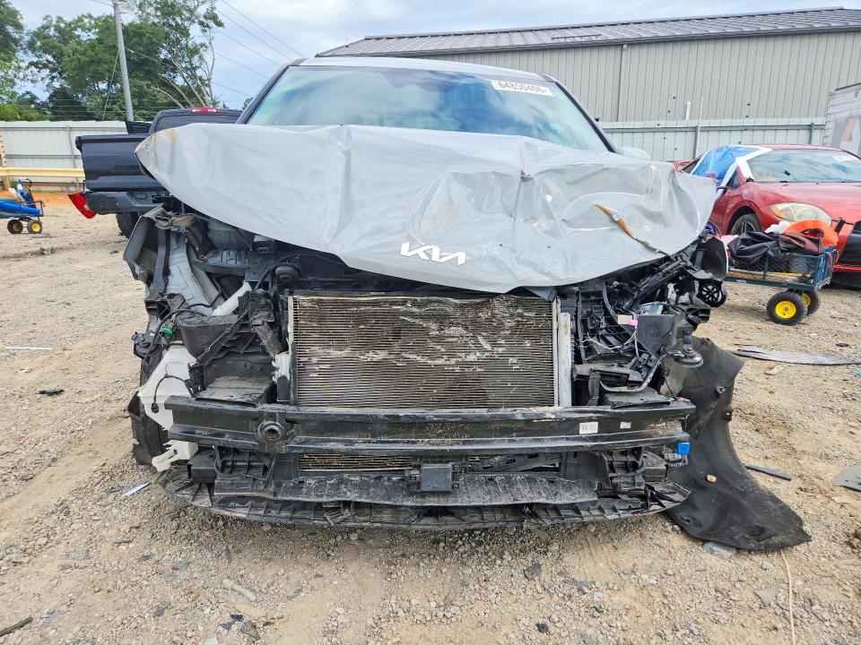 2023 Kia Carnival მანქანა იყიდება აუქციონზე, vin: KNDNC5H30P6261371, აუქციონის ნომერი: 64850406