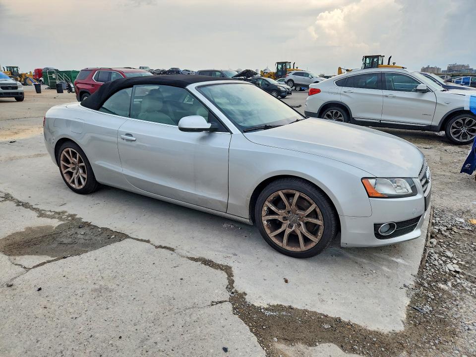 66443466 :رقم المزاد ، WAUAFAFH8AN015658 vin ، 2010 Audi A5 مزاد بيع
