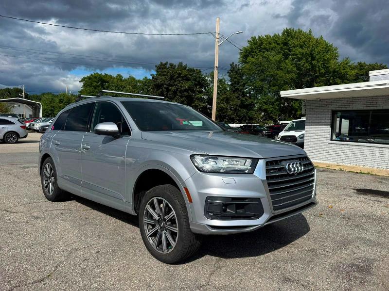 63438316 :رقم المزاد ، WA1VAAF71JD019111 vin ، 2018 Audi Q7 مزاد بيع