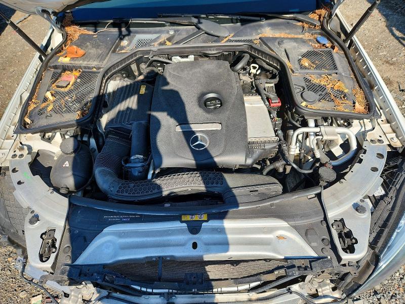 65585176 :رقم المزاد ، 55SWF4KB8FU024750 vin ، 2015 Mercedes-benz C مزاد بيع