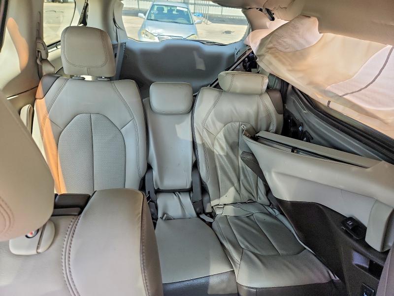 2017 Chrysler Pacifica მანქანა იყიდება აუქციონზე, vin: 2C4RC1EG7HR543762, აუქციონის ნომერი: 65204596