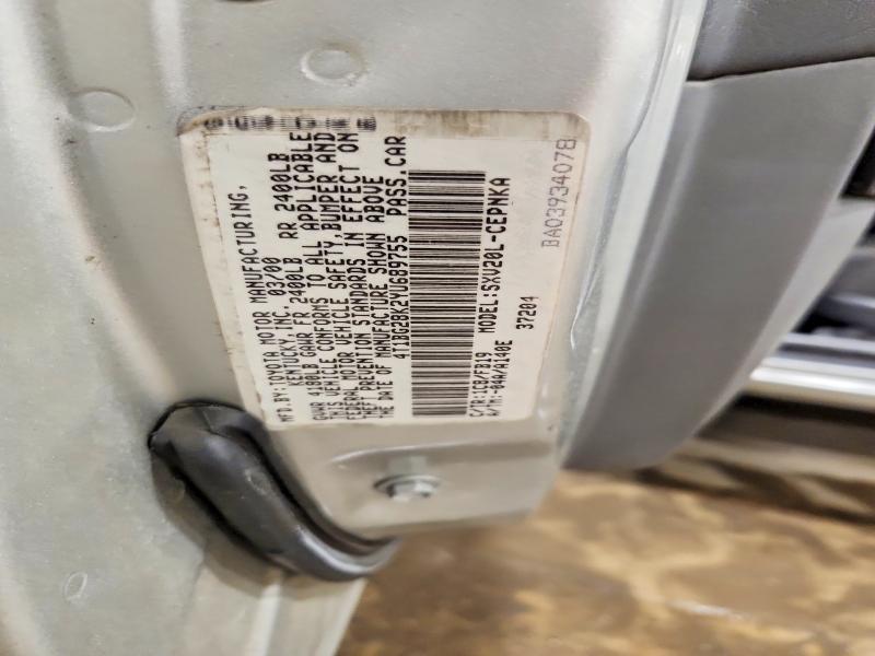 64608306 :رقم المزاد ، 4T1BG28K2YU689755 vin ، 2000 Toyota Camry مزاد بيع