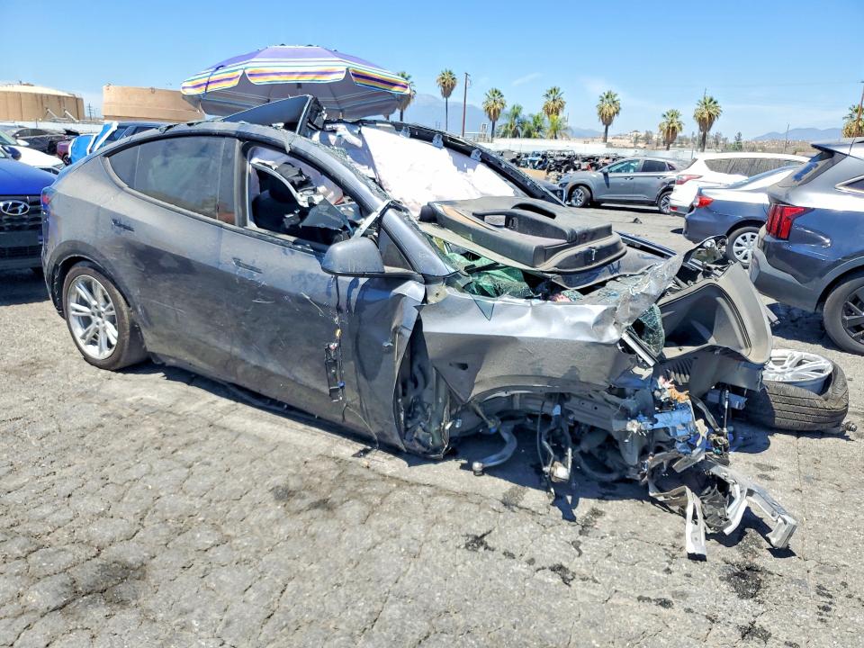 2023 Tesla Model Y მანქანა იყიდება აუქციონზე, vin: 7SAYGDEE7PA036919, აუქციონის ნომერი: 62893096