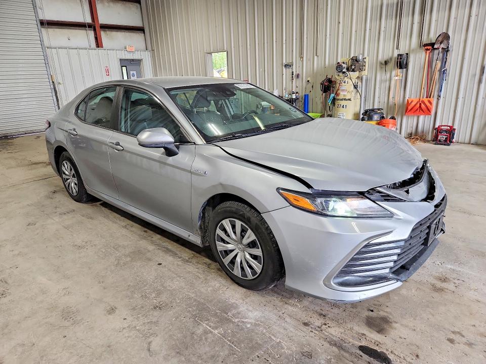 Auction sale of the 2021 Toyota Camry, vin: 4T1C31AK3MU558932, lot number: 66721286
