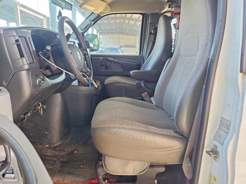 65236296 :رقم المزاد ، 1GTW7FCF4F1900413 vin ، 2015 Gmc Savana مزاد بيع