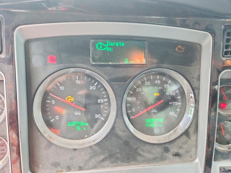 63924176 :رقم المزاد ، 1XKDD49X2FJ458370 vin ، 2015 Kenworth Construction مزاد بيع