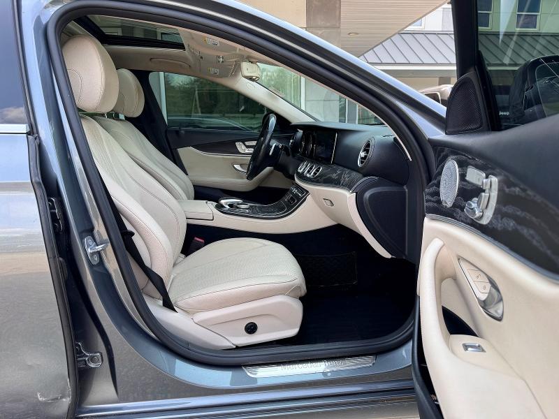 65158846 :رقم المزاد ، WDDZH6GB9HA239374 vin ، 2017 Mercedes-benz E مزاد بيع