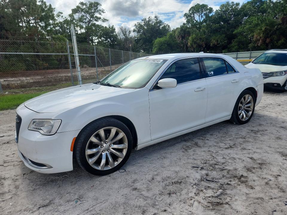 Aukcja sprzedaży 2016 Chrysler 300, vin: 2C3CCAAG7GH328998, numer aukcji: 64190246