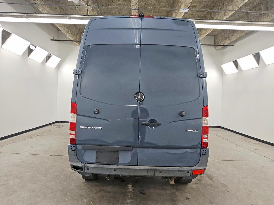 Продажа на аукционе авто 2018 Mercedes-benz Sprinter, vin: WD3PE7CD3JP643209, номер лота: 63658866