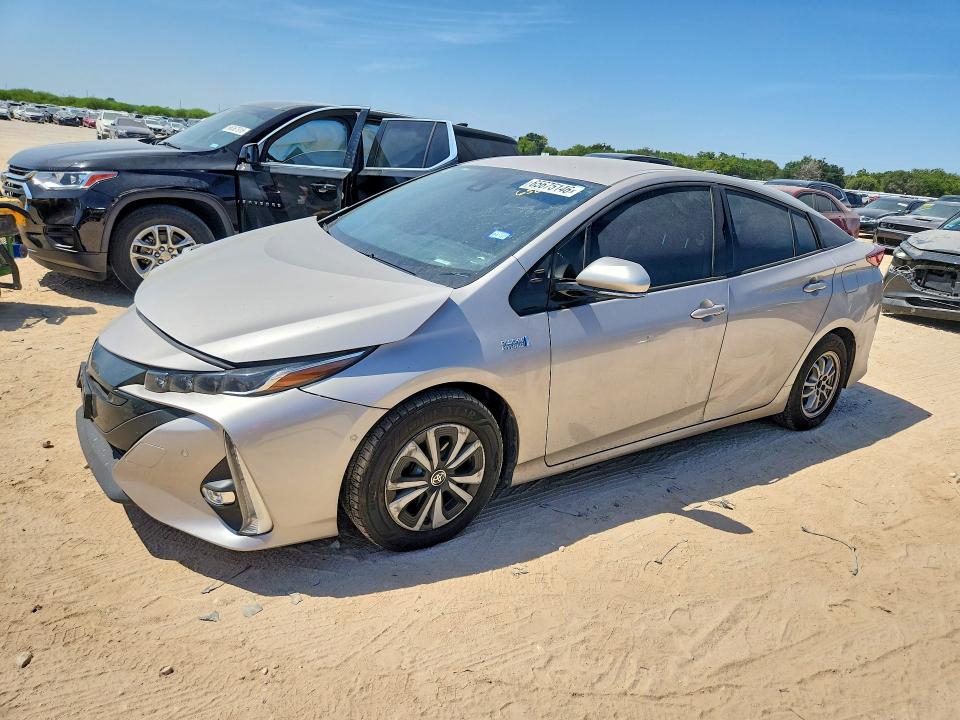 65675146 :رقم المزاد ، JTDKARFP9J3084401 vin ، 2018 Toyota Prius Prime مزاد بيع