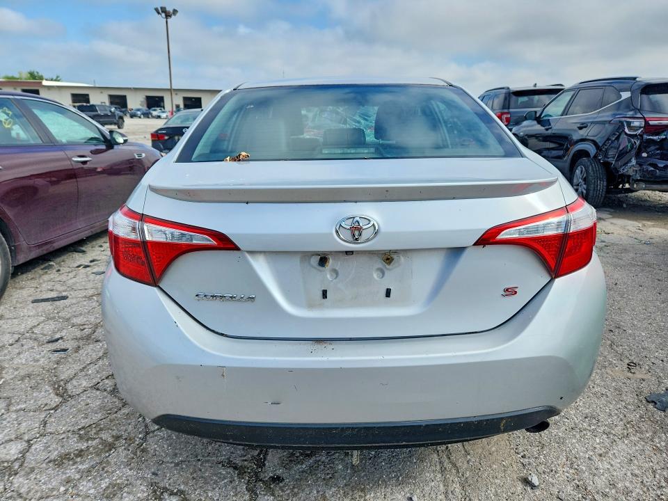 63296726 :رقم المزاد ، 2T1BURHE5FC442823 vin ، 2015 Toyota Corolla مزاد بيع