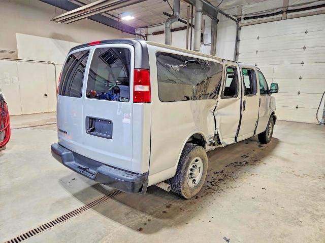 66964756 :رقم المزاد ، 1GAZGNFP4P1105982 vin ، 2023 Chevrolet Express G3500 مزاد بيع