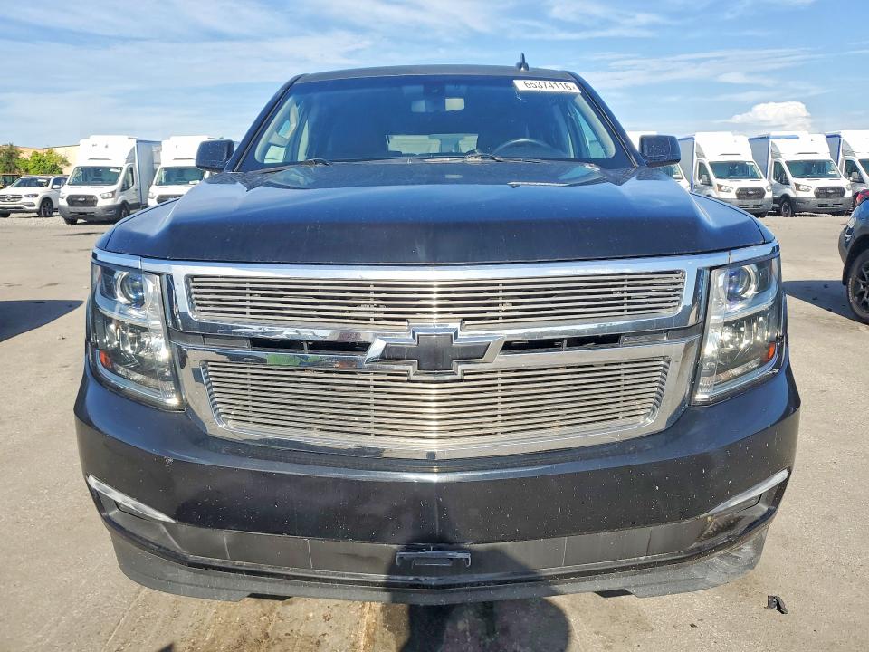 65374116 :رقم المزاد ، 1GNSCHEC9FR585125 vin ، 2015 Chevrolet Suburban مزاد بيع