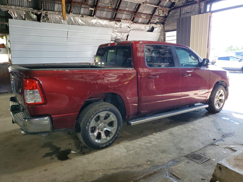 64710976 :رقم المزاد ، 1C6SRFFTXNN407294 vin ، 2022 Ram 1500 مزاد بيع