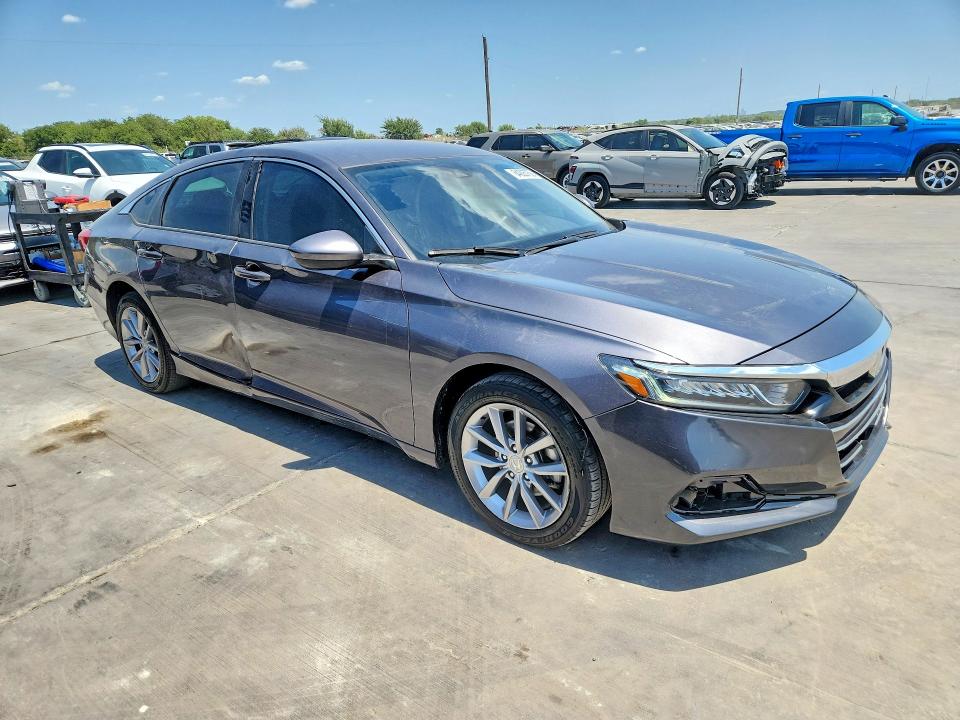 64205756 :رقم المزاد ، 1HGCV1F10NA030865 vin ، 2022 Honda Accord مزاد بيع
