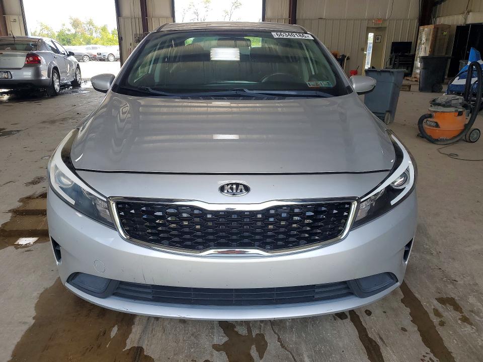 66340186 :رقم المزاد ، 3KPFL4A7XHE063839 vin ، 2017 Kia Forte مزاد بيع