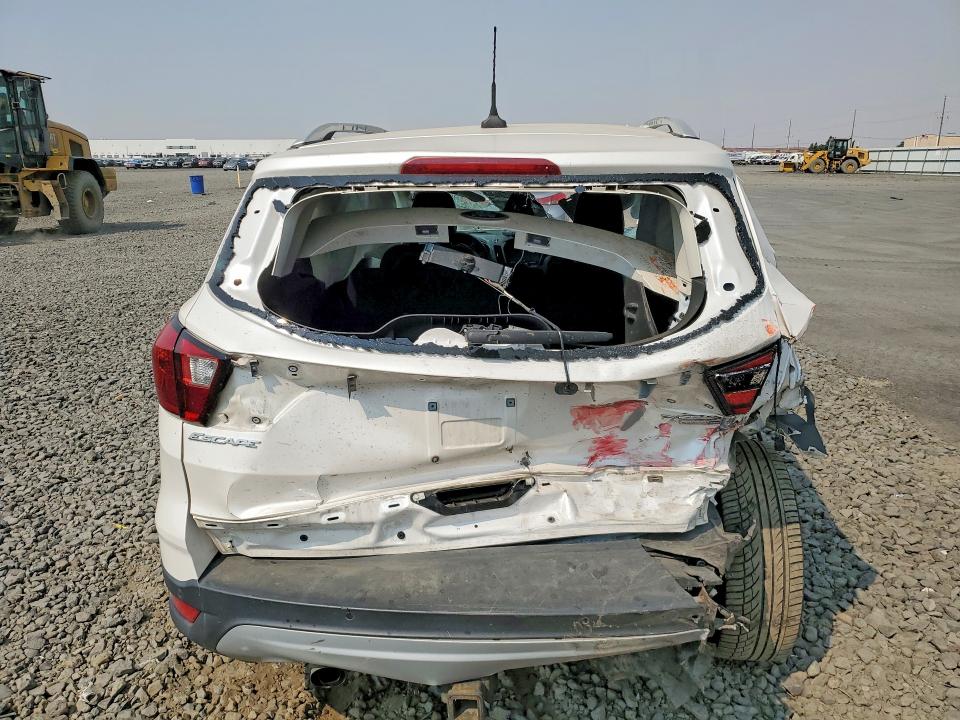 64605306 :رقم المزاد ، 1FMCU9J97KUA55507 vin ، 2019 Ford Escape مزاد بيع
