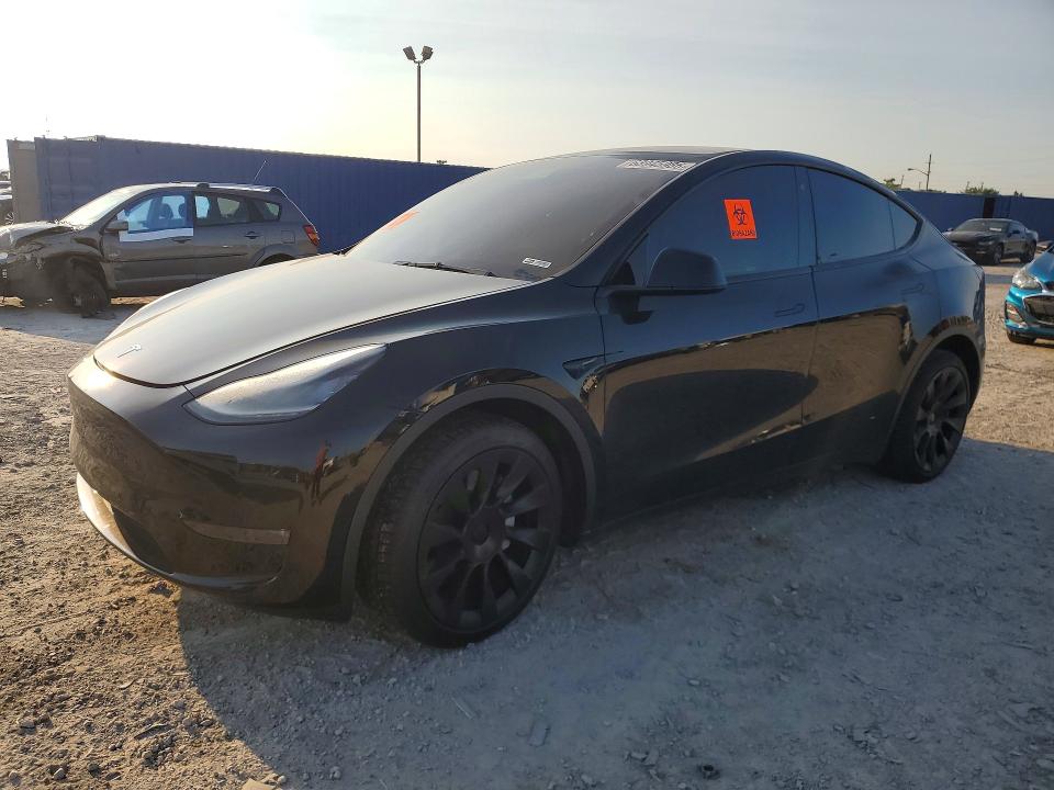 Auction sale of the 2021 Tesla Model Y, vin: 5YJYGDEE6MF120323, lot number: 63945986