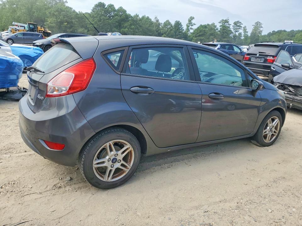 Продажа на аукционе авто 2018 Ford Fiesta, vin: 3FADP4EJ3JM122779, номер лота: 64113436