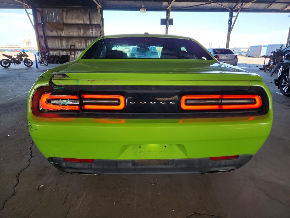 Продаж на аукціоні авто 2015 Dodge Challenger, vin: 2C3CDZAT3FH711411, номер лоту: 66931906