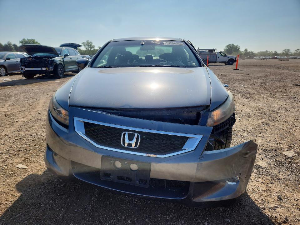 67008586 :رقم المزاد ، 1HGCS2B89AA010576 vin ، 2010 Honda Accord مزاد بيع