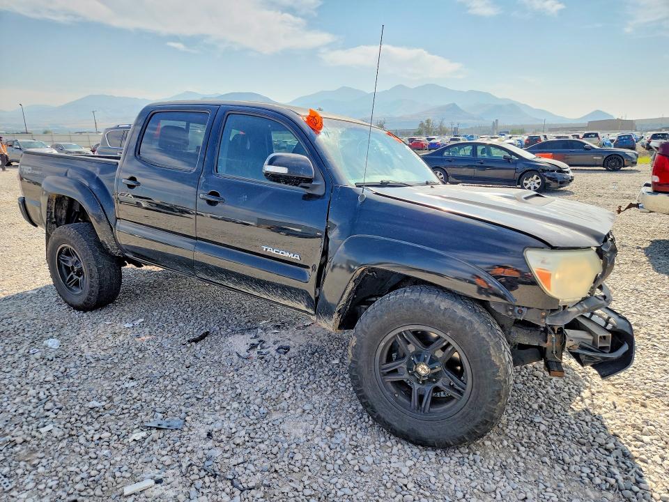 Продажа на аукционе авто 2014 Toyota Tacoma, vin: 3TMLU4EN6EM140992, номер лота: 63915986