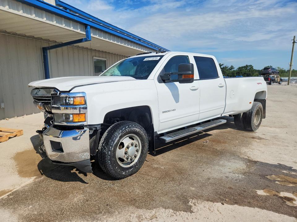 63311576 :رقم المزاد ، 1GC4KZCG3FF504864 vin ، 2015 Chevrolet Silverado مزاد بيع