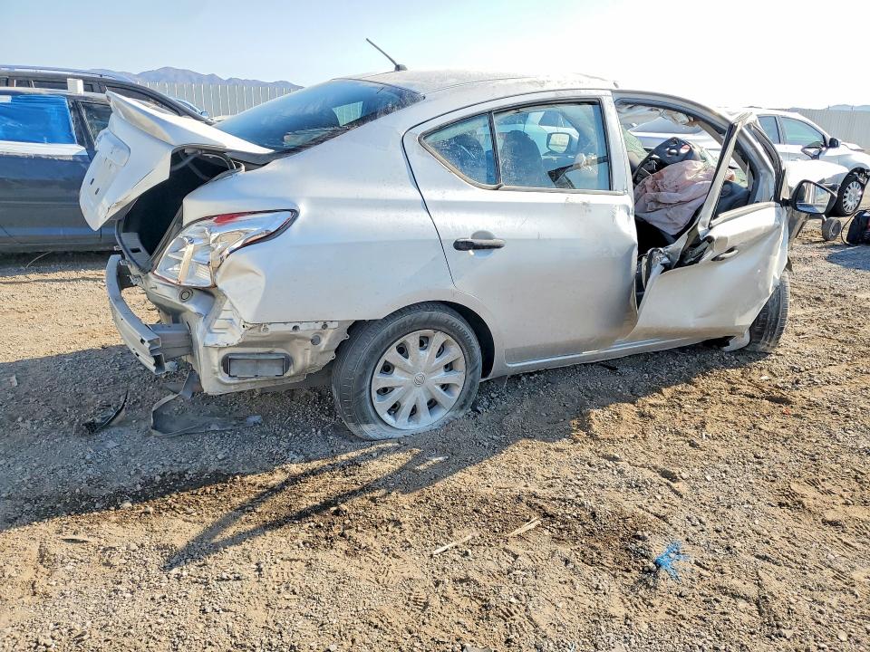 2018 Nissan Versa მანქანა იყიდება აუქციონზე, vin: 3N1CN7AP5JL837577, აუქციონის ნომერი: 57614246