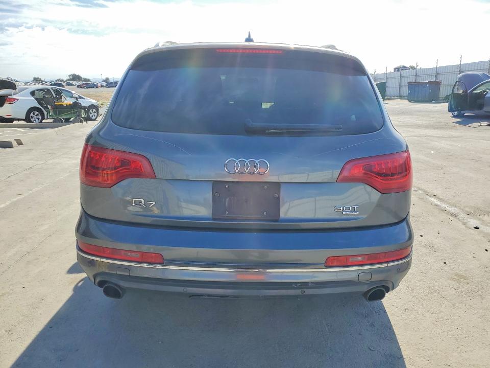 Продаж на аукціоні авто 2015 Audi Q7, vin: WA1LGAFE7FD022476, номер лоту: 65834506