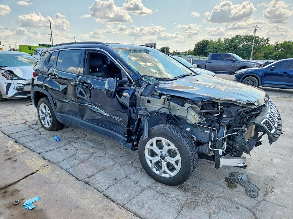 64411386 :رقم المزاد ، 3C4NJDBN7ST567606 vin ، 2025 Jeep Compass مزاد بيع