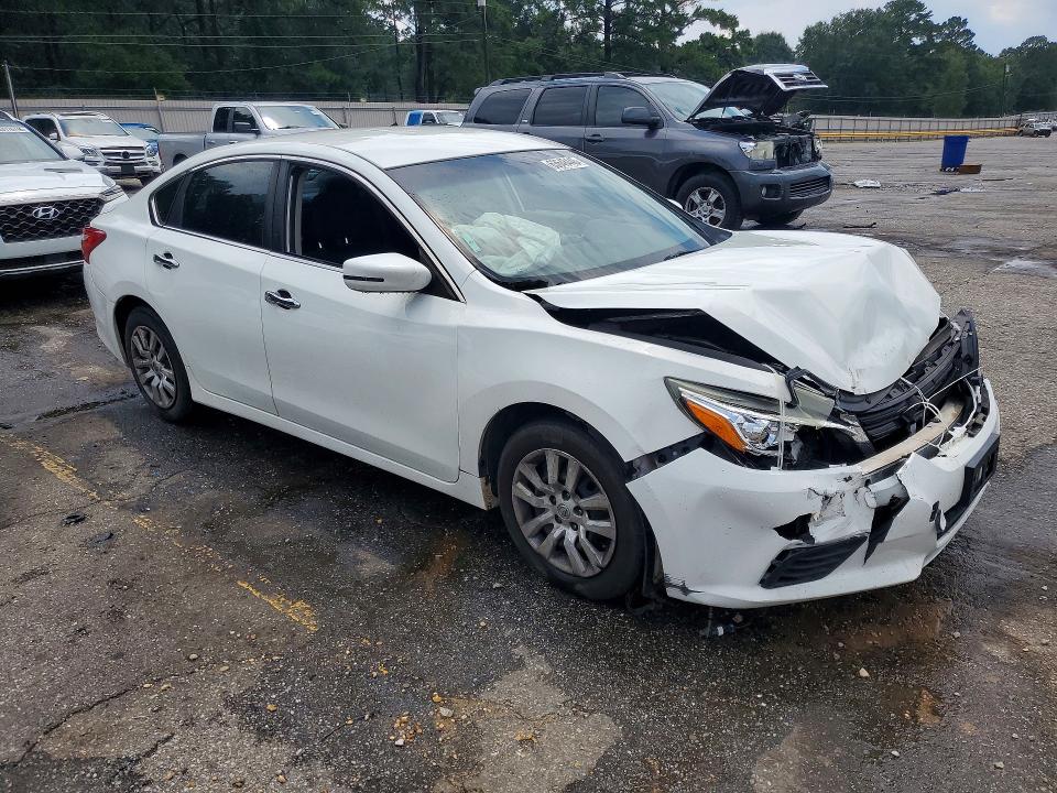 63648446 :رقم المزاد ، 1N4AL3APXHN360275 vin ، 2017 Nissan Altima مزاد بيع
