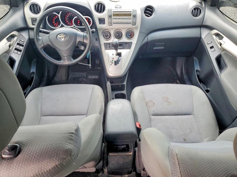 64440706 :رقم المزاد ، 2T1KE4EEXAC038901 vin ، 2010 Toyota Matrix مزاد بيع
