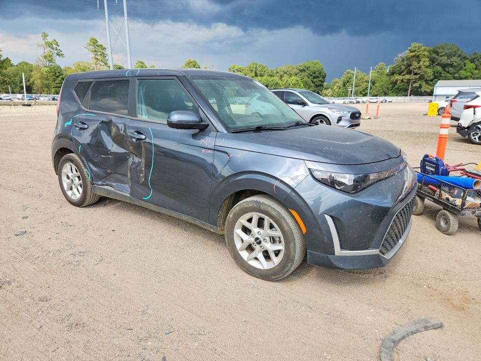 63936796 :رقم المزاد ، KNDJ23AU7R7241883 vin ، 2024 Kia Soul مزاد بيع