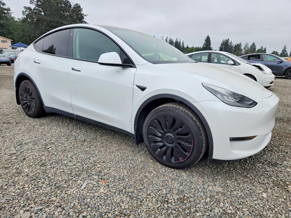 2022 Tesla Model Y მანქანა იყიდება აუქციონზე, vin: 7SAYGDEE5NF407236, აუქციონის ნომერი: 63260476