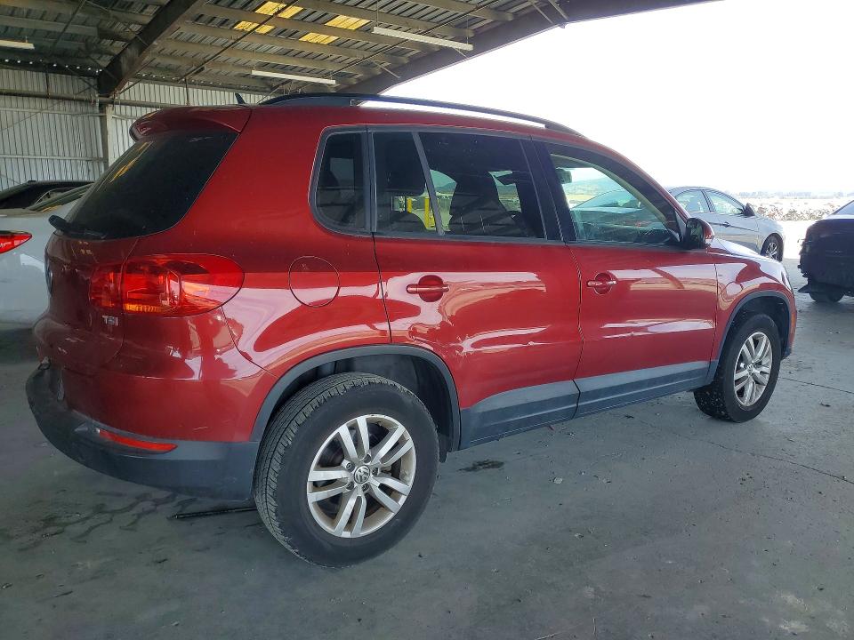 65945766 :رقم المزاد ، WVGAV7AX1GW052833 vin ، 2016 Volkswagen Tiguan مزاد بيع