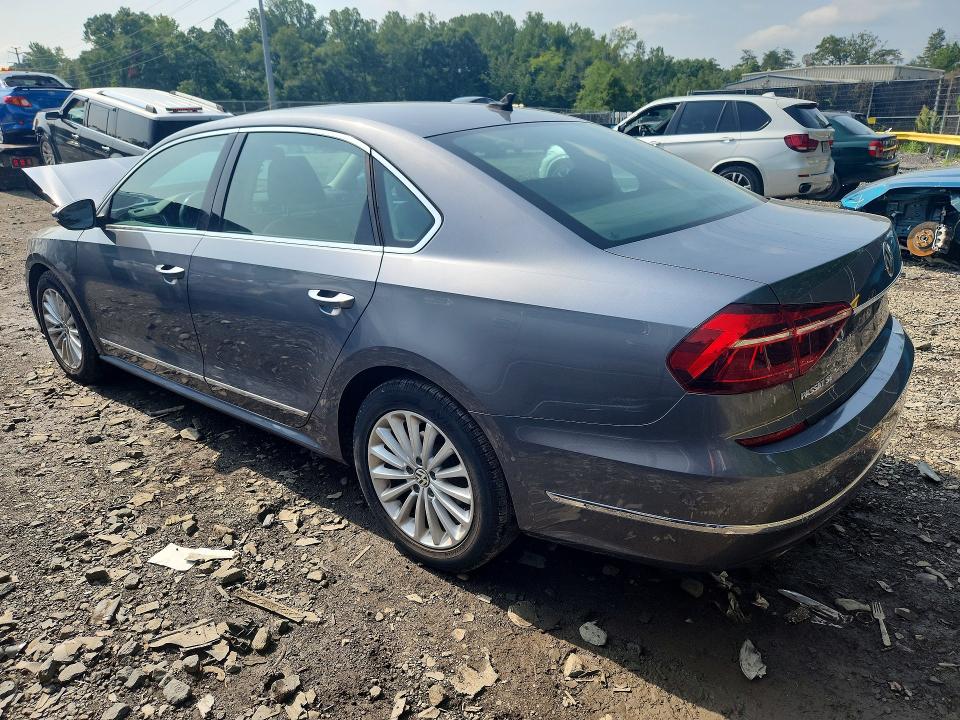 Продаж на аукціоні авто 2017 Volkswagen Passat, vin: 1VWBT7A30HC021956, номер лоту: 64573116