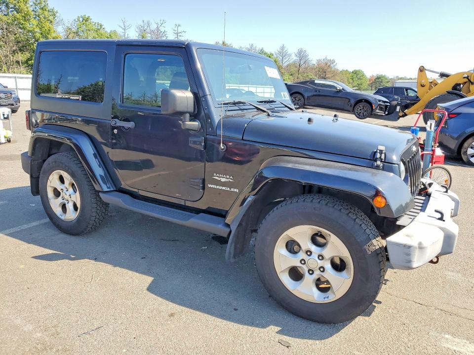 64384616 :رقم المزاد ، 1C4GJWBG3FL620518 vin ، 2015 Jeep Wrangler مزاد بيع