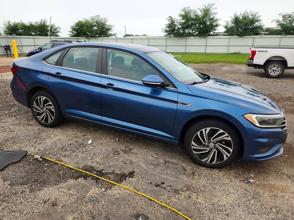 Продаж на аукціоні авто 2021 Volkswagen Jetta, vin: 3VWG57BU1MM000601, номер лоту: 64410256