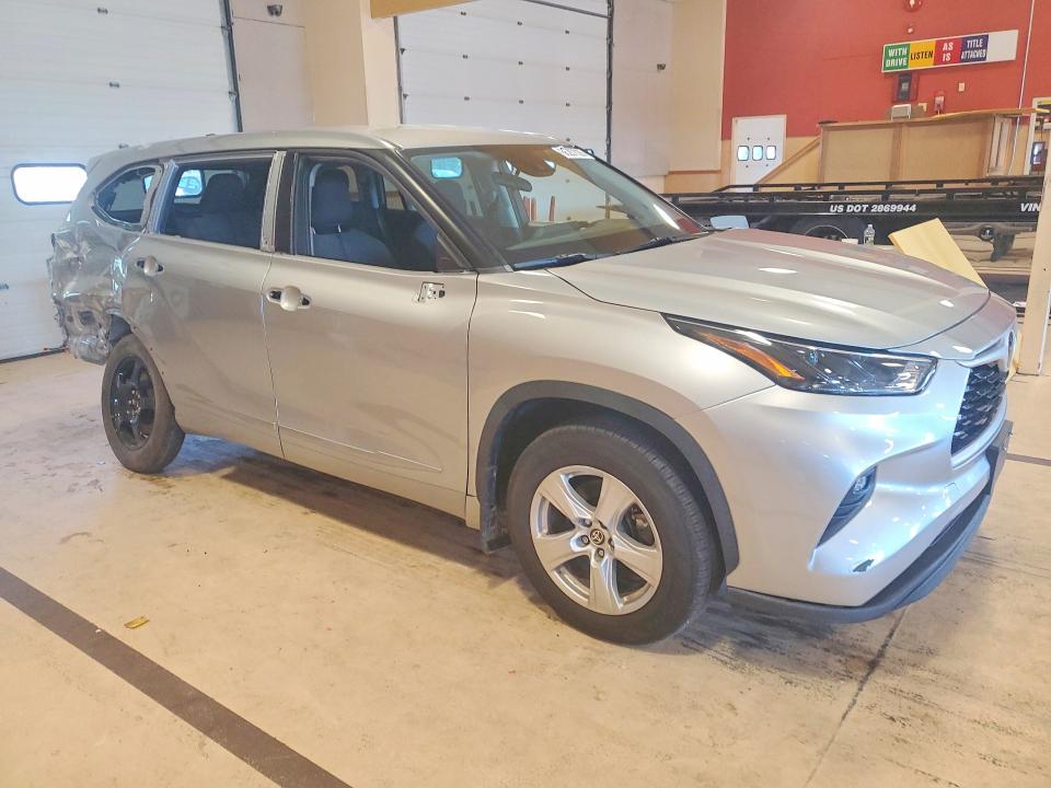 Auction sale of the 2022 Toyota Highlander, vin: 5TDBZRBHXNS560666, lot number: 66287026
